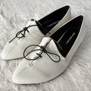 YUKO Imanishi White Leather Pointed Toe Flats with Lace Detail